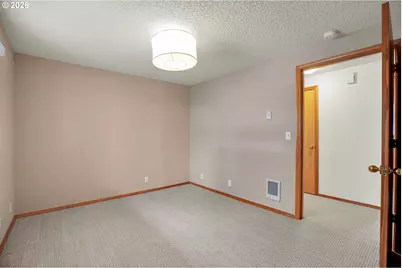 512 N Railroad Ave, Ridgefield, WA 98642 - Photo 16