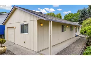 512 N Railroad Ave, Ridgefield, WA 98642 - Photo 2