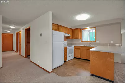 512 N Railroad Ave, Ridgefield, WA 98642 - Photo 6