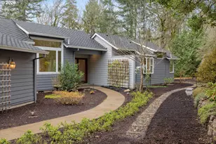 6100 SW Thomas St, Portland, OR 97221 - Photo 2