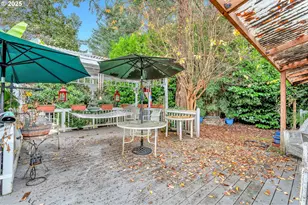 765 Clara Ct, Lake Oswego, OR 97034 - Photo 36