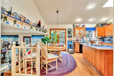 765 Clara Ct, Lake Oswego, OR 97034 - Photo 14