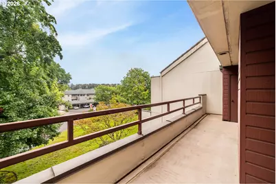 5150 S Landing Dr #312B2, Portland, OR 97239 - Photo 18