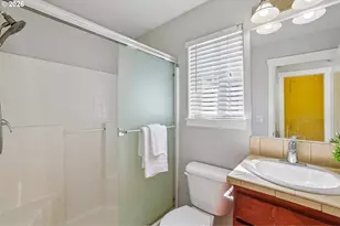 16236 SW Gage Ln, Beaverton, OR 97006 - Photo 30