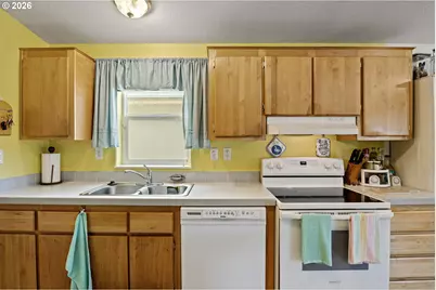 510 Patrick Loop, Cottage Grove, OR 97424 - Photo 16