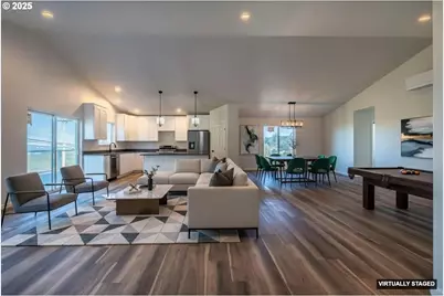 30302 Driftwood Dr, Gold Beach, OR 97444 - Photo 14