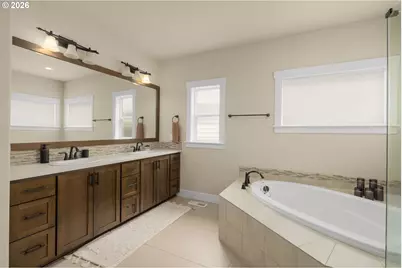 16749 SW Birdsong St, Beaverton, OR 97007 - Photo 32