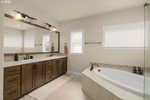 16749 SW Birdsong St, Beaverton, OR 97007 - Photo 32