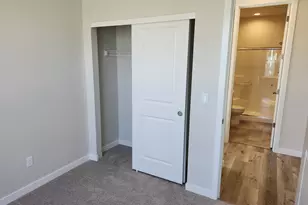 662 Magnolia Ave, Woodburn, OR 97071 - Photo 10