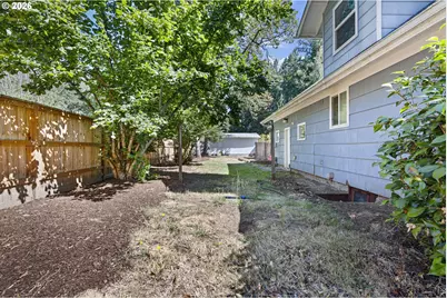 88251 Lake Side Dr, Veneta, OR 97487 - Photo 32
