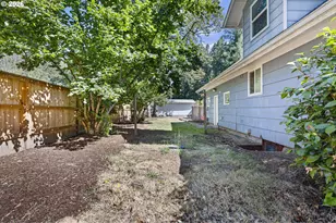 88251 Lake Side Dr, Veneta, OR 97487 - Photo 32