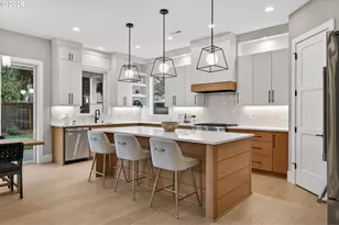 3652 NW Lana Pl, Portland, OR 97229 - Photo 8