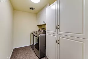 3185 Kevington Ave, Eugene, OR 97405 - Photo 38