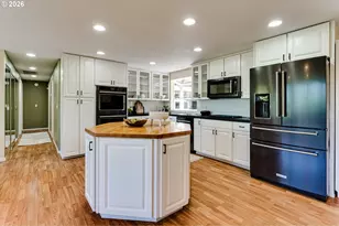 3185 Kevington Ave, Eugene, OR 97405 - Photo 8