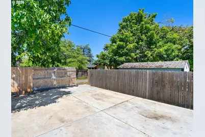 5909 SE Carlton St, Portland, OR 97206 - Photo 38