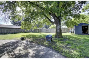 779 Washington St, Woodland, WA 98674 - Photo 16
