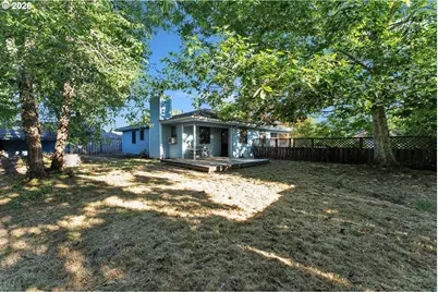 600 E Mountainview Dr, Newberg, OR 97132 - Photo 28