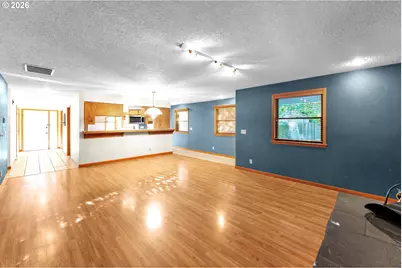 600 E Mountainview Dr, Newberg, OR 97132 - Photo 12