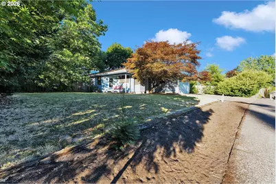 600 E Mountainview Dr, Newberg, OR 97132 - Photo 4