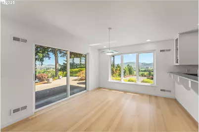 790 Tranquil Ln, Roseburg, OR 97471 - Photo 10