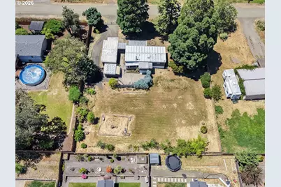 600 SE Edgewood St, Winston, OR 97496 - Photo 36