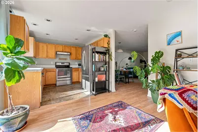 10016 N Polk Ave, Portland, OR 97203 - Photo 10
