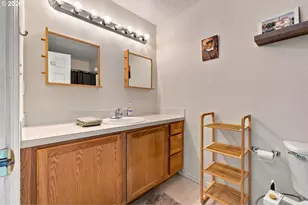 10016 N Polk Ave, Portland, OR 97203 - Photo 20