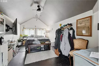 821 NW 16th Ave, Portland, OR 97209 - Photo 44