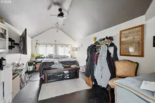 821 NW 16th Ave, Portland, OR 97209 - Photo 44