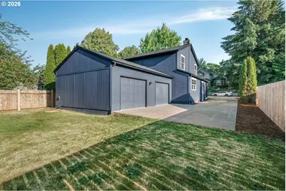 10618 SW Garden Park Pl, Portland, OR 97223 - Photo 38