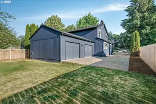 10618 SW Garden Park Pl, Portland, OR 97223 - Photo 38