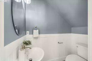 10618 SW Garden Park Pl, Portland, OR 97223 - Photo 26