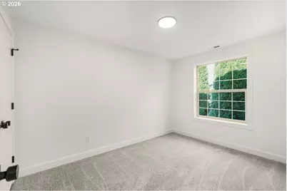 10618 SW Garden Park Pl, Portland, OR 97223 - Photo 36