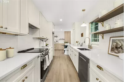 10618 SW Garden Park Pl, Portland, OR 97223 - Photo 16