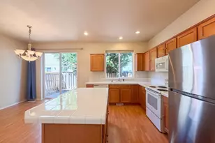 17615 SW Falling Leaf Ct, Beaverton, OR 97003 - Photo 12