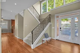 730 SW Menefee Ln, Portland, OR 97239 - Photo 4
