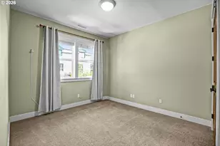 730 SW Menefee Ln, Portland, OR 97239 - Photo 30