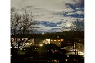 5250 S Landing Dr, Portland, OR 97239 - Photo 32