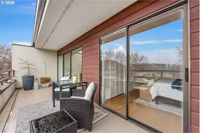 5250 S Landing Dr #310, Portland, OR 97239 - Photo 20