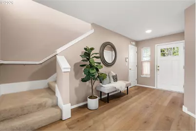 8910 N Edison St N, Portland, OR 97203 - Photo 6