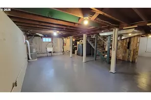 1445 W 11th Ave, Eugene, OR 97402 - Photo 12