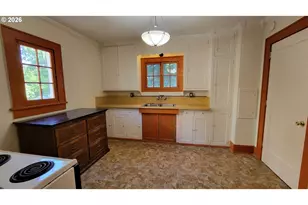 1445 W 11th Ave, Eugene, OR 97402 - Photo 6