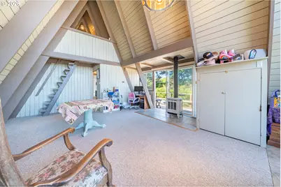 1556 NW 25th St, Lincoln City, OR 97367 - Photo 12