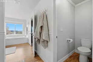 2319 N Roger Smith Dr, Newberg, OR 97132 - Photo 26