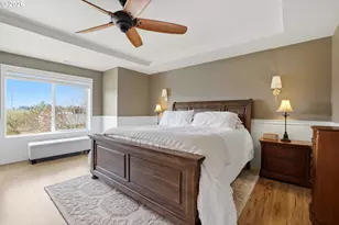 2319 N Roger Smith Dr, Newberg, OR 97132 - Photo 20