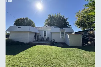 361 W Bridge St, Echo, OR 97826 - Photo 12