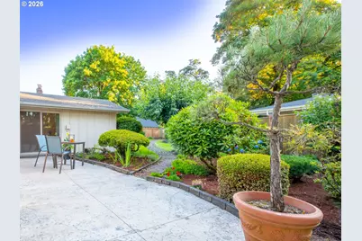 475 Banton Ave, Eugene, OR 97404 - Photo 26