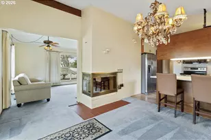 13601 NE Sacramento St, Portland, OR 97230 - Photo 10