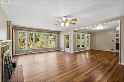 245 SW Linn Pl, Mill City, OR 97360 - Photo 8