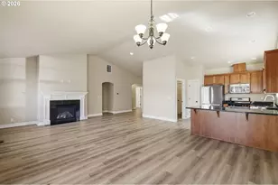 956 Kaylee Ave, Junction City, OR 97448 - Photo 12